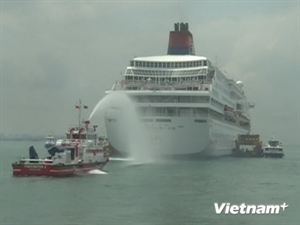 Singapore stages safety drill for ferry disasters
